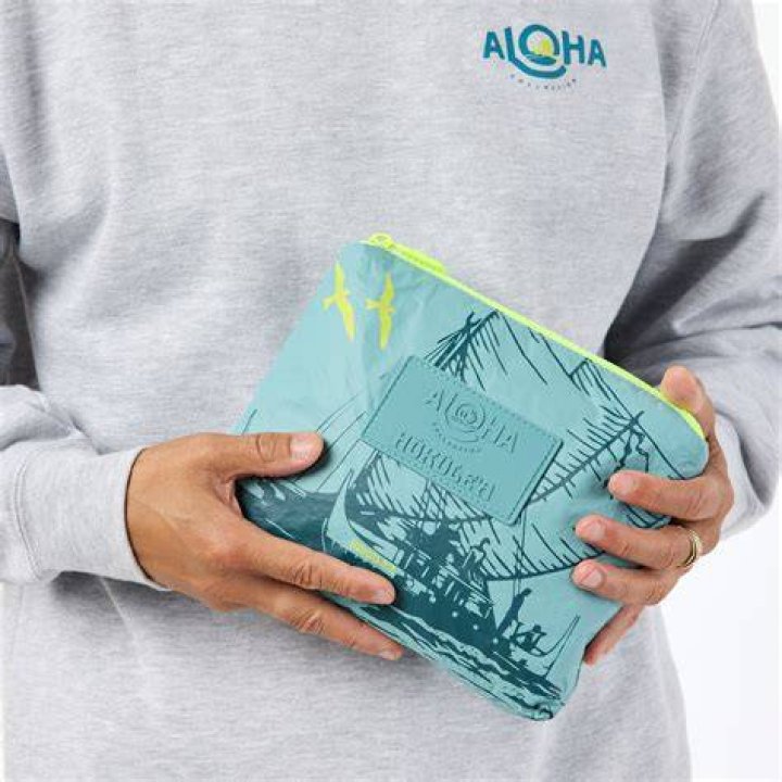 Vitamin A&nbsp;+&nbsp;ALOHA Collection Small Savanna Pouch, $32, vitaminaswim.com & aloha-collection.com